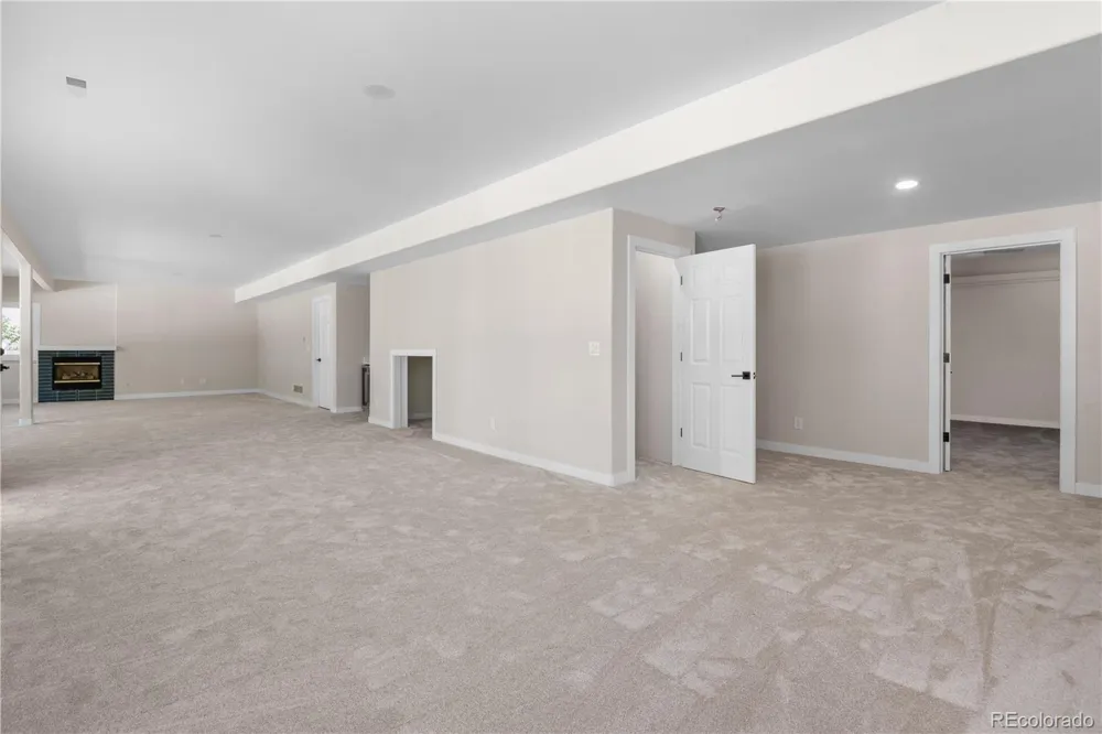 636 Cove Court Loveland, CO 80537