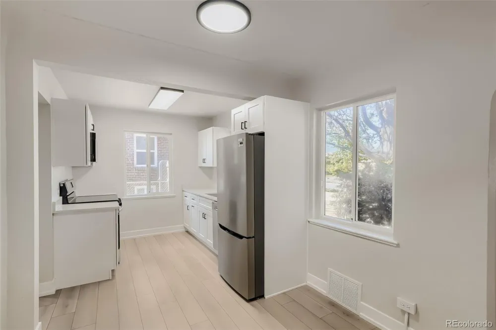 1558 Spruce Street Denver, CO 80220