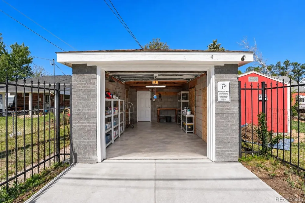 1558 Spruce Street Denver, CO 80220