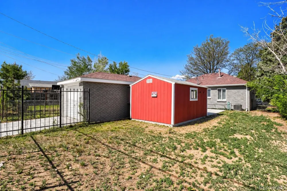1558 Spruce Street Denver, CO 80220