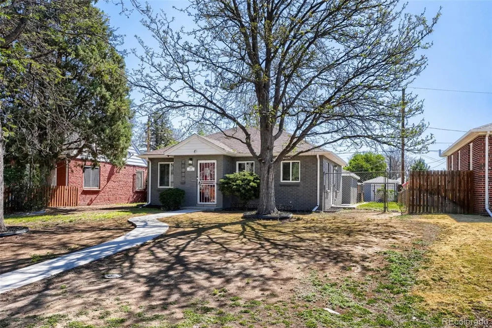 1558 Spruce Street Denver, CO 80220