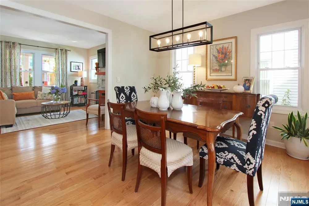 35 Essex Avenue Bloomfield, NJ 07003