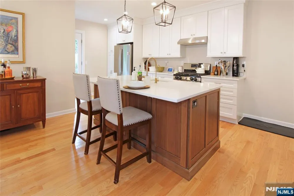 35 Essex Avenue Bloomfield, NJ 07003