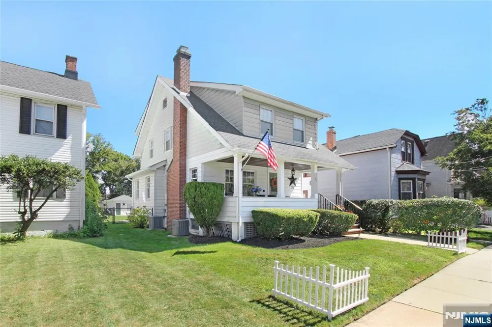 35 Essex Avenue Bloomfield, NJ 07003