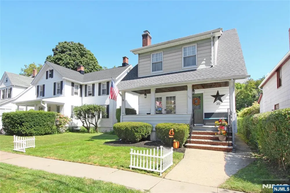 35 Essex Avenue Bloomfield, NJ 07003