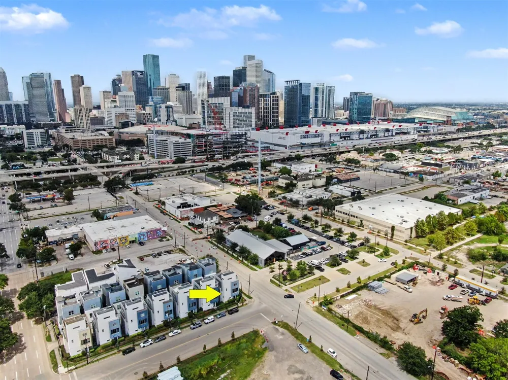 1614 Bastrop Street Houston, TX 77003