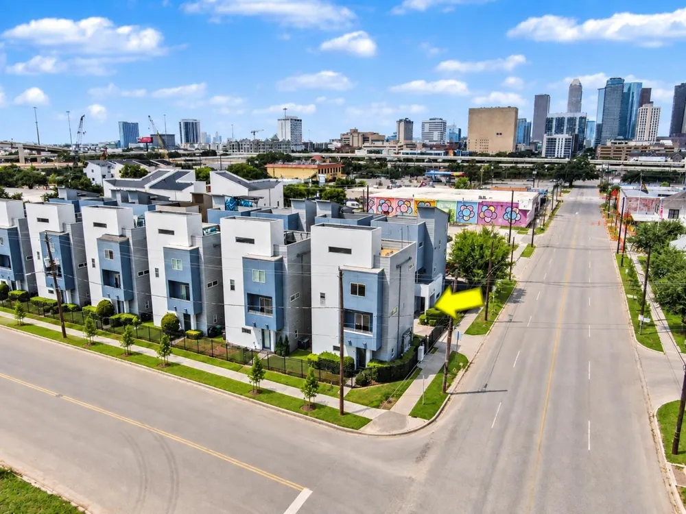 1614 Bastrop Street Houston, TX 77003