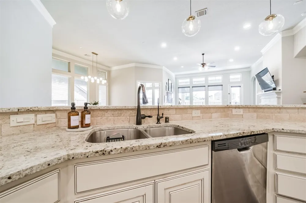 10918 Avery Arbor Lane Cypress, TX 77433