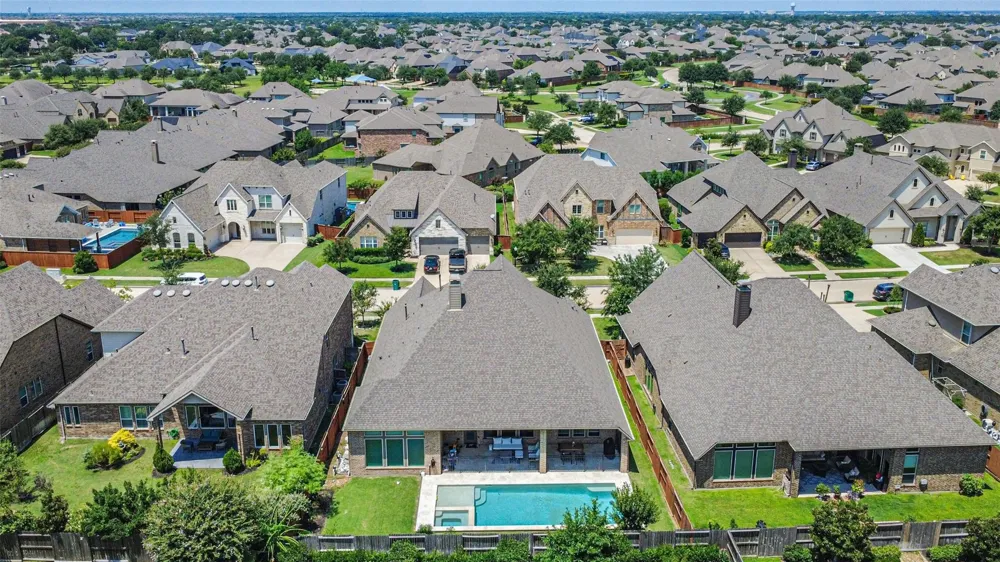 10918 Avery Arbor Lane Cypress, TX 77433