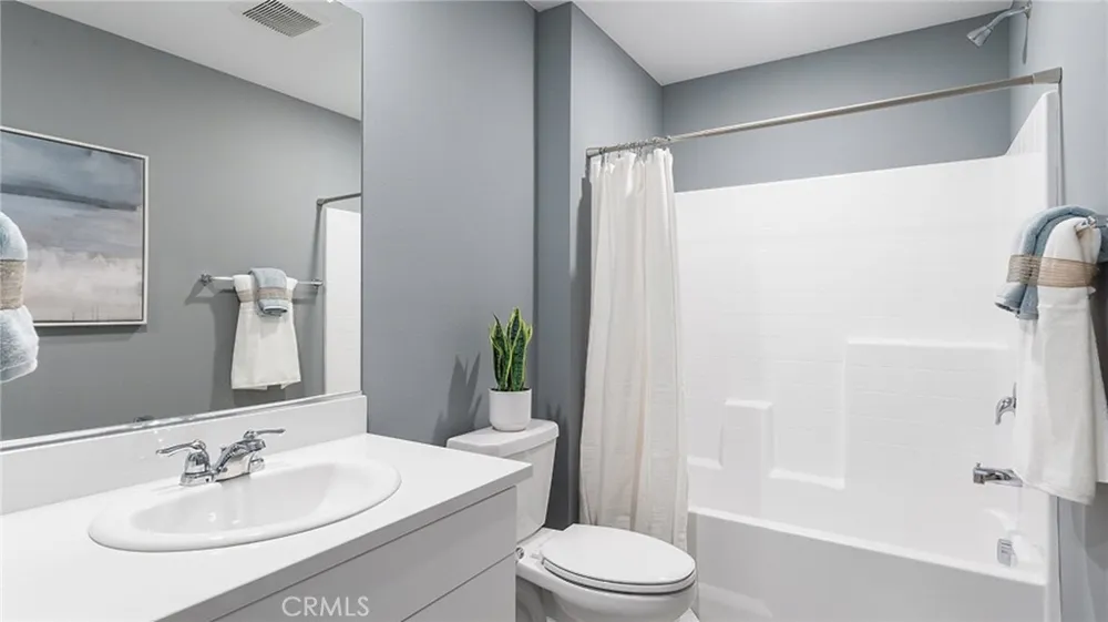 14381 Aurora Court Hesperia, CA 92345