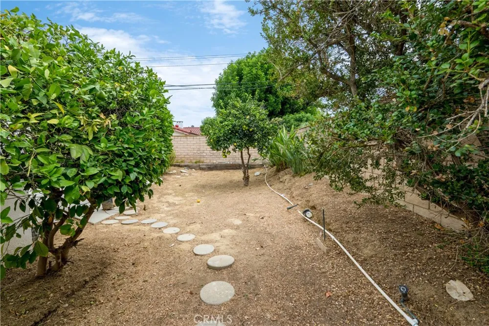 2310 El Baile Hacienda Heights, CA 91745