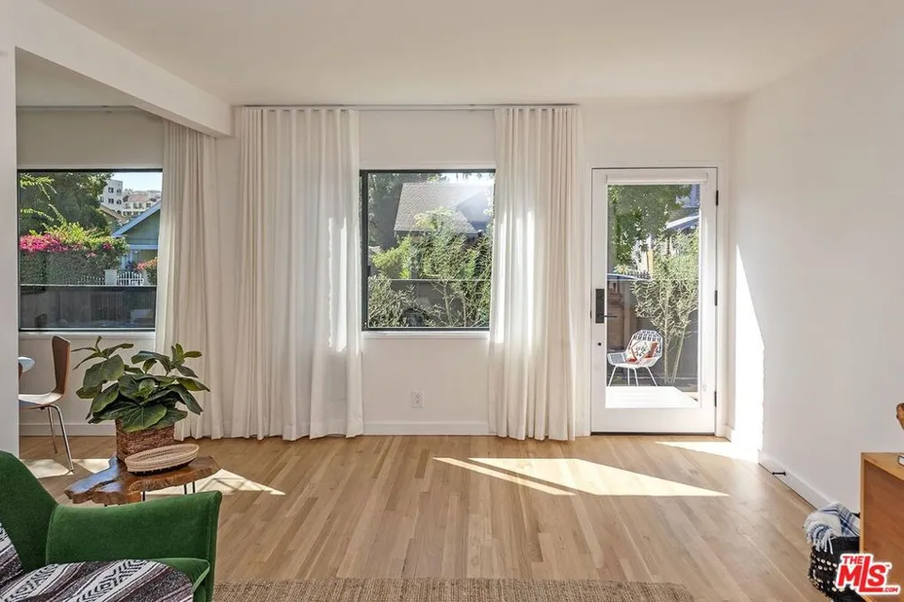 1964 Vista Del Mar Street Los Angeles, CA 90068