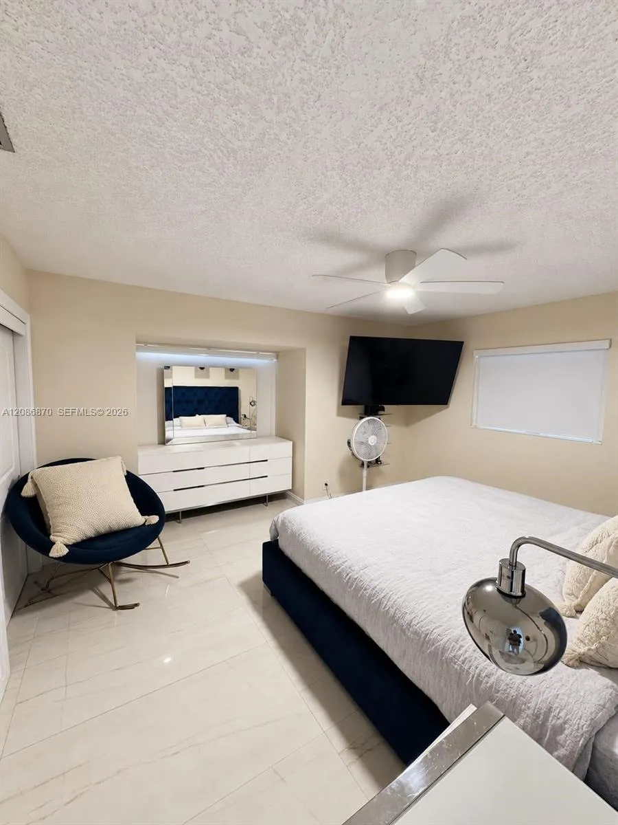 695 SW 65th Ave Margate, FL 33068