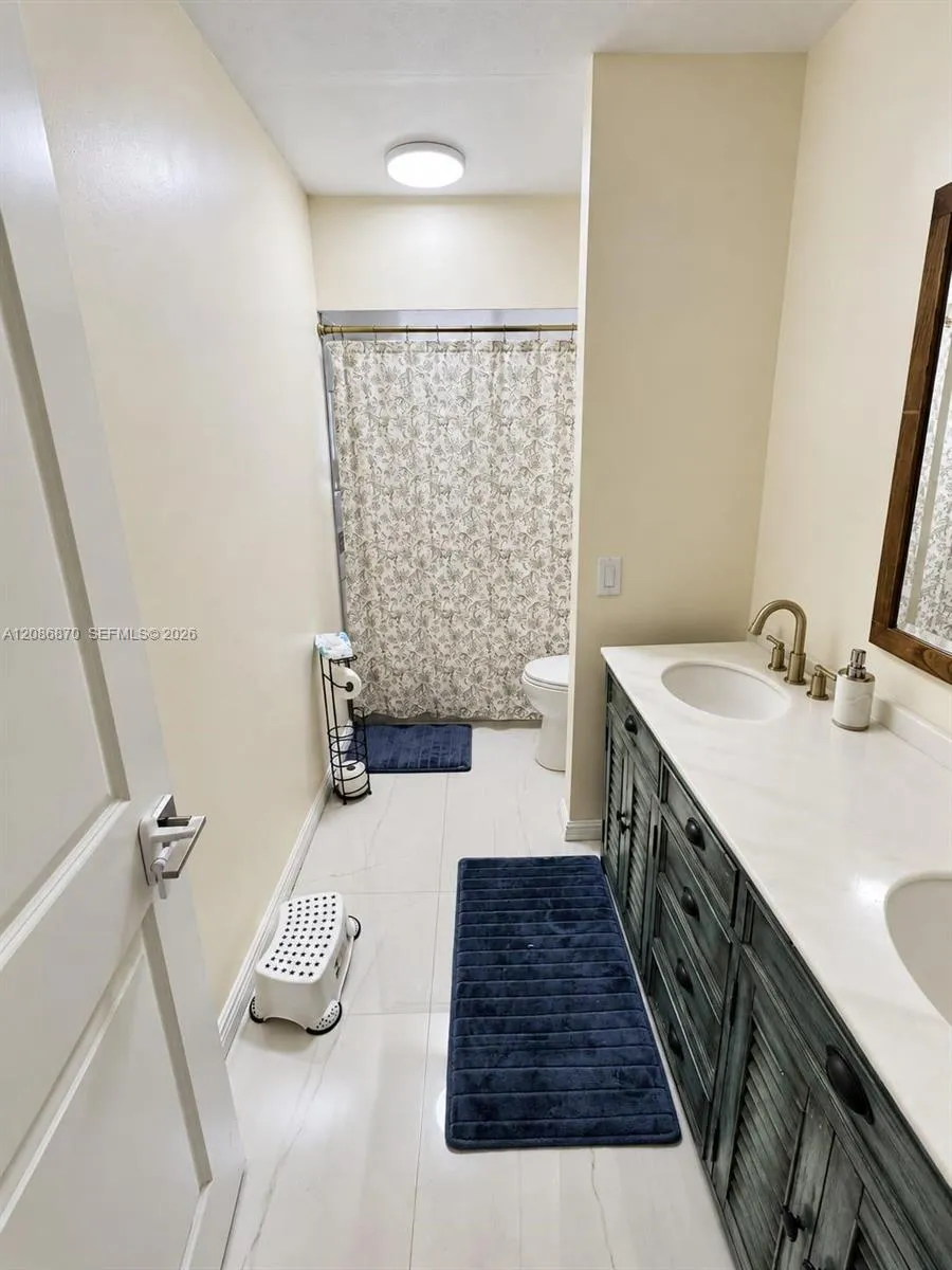 695 SW 65th Ave Margate, FL 33068