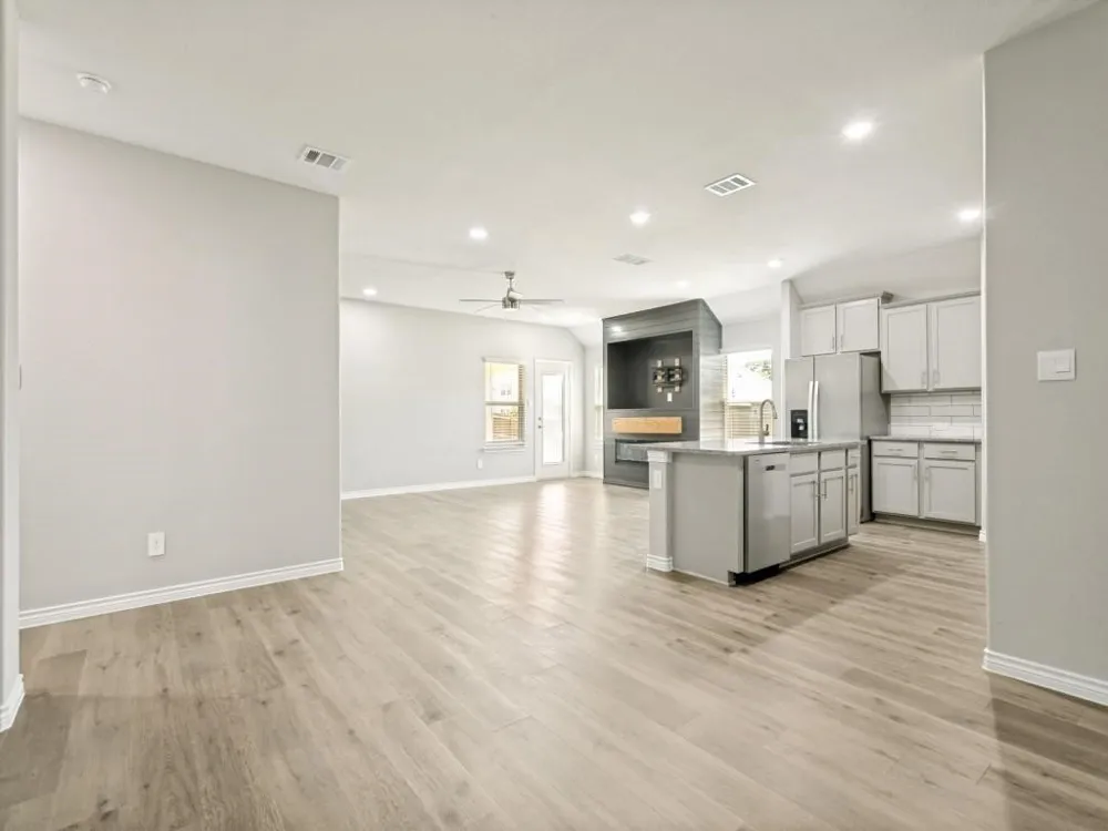 9704 Autumn Leaves Lane Aubrey, TX 76227
