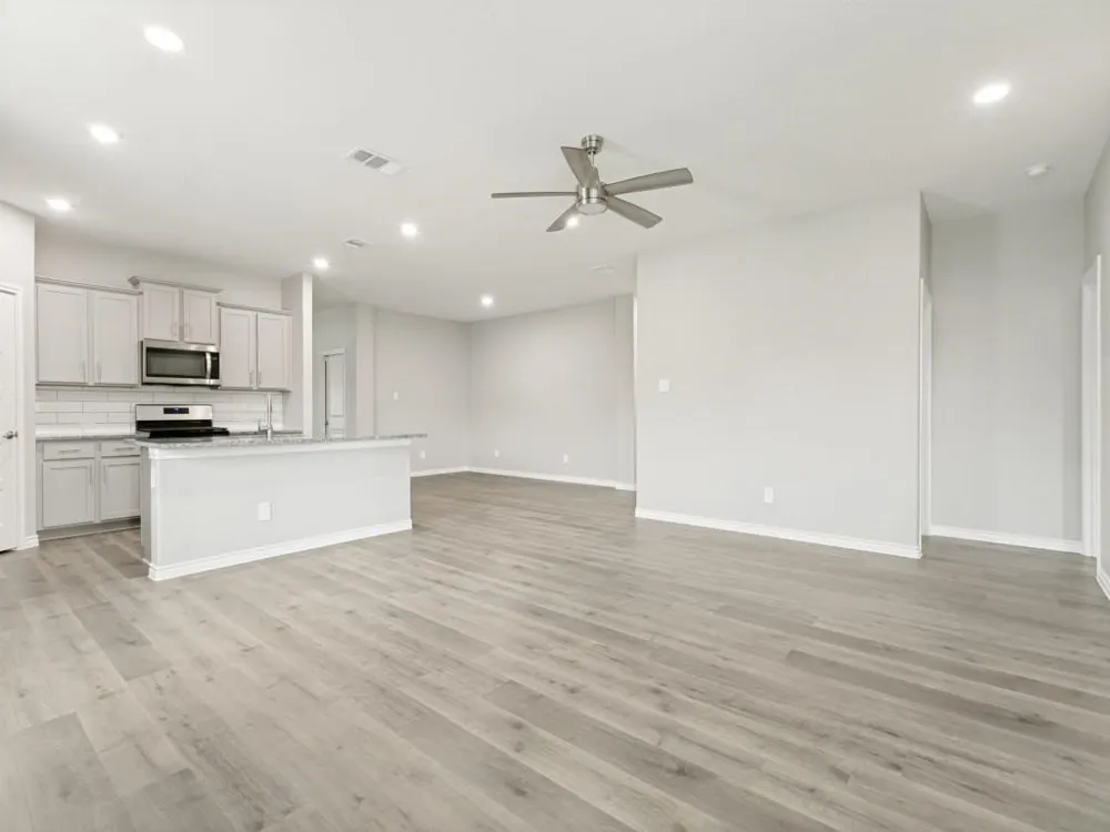 9704 Autumn Leaves Lane Aubrey, TX 76227