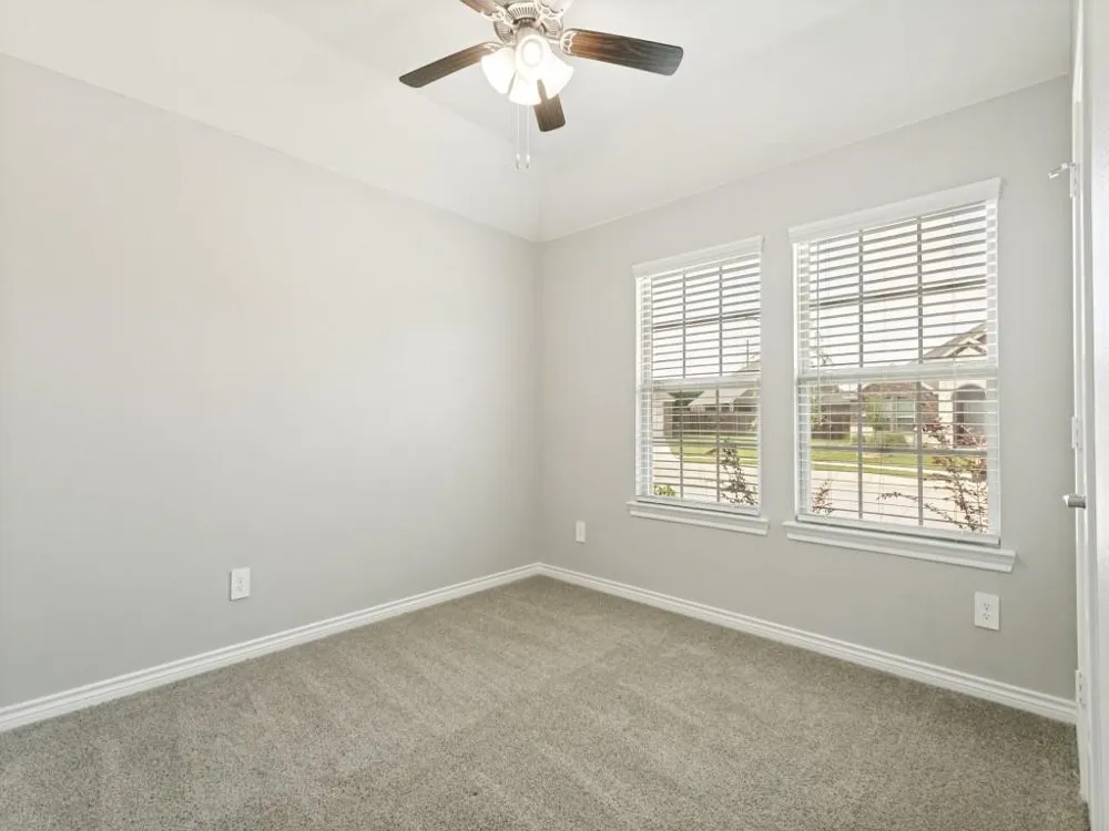 9704 Autumn Leaves Lane Aubrey, TX 76227