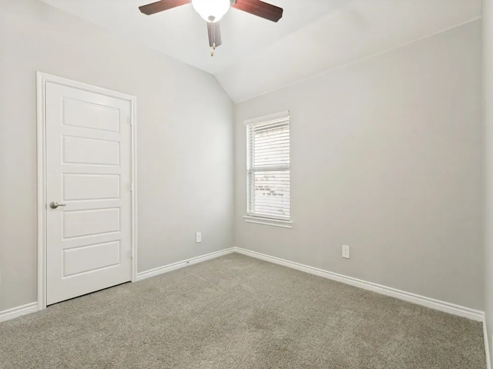 9704 Autumn Leaves Lane Aubrey, TX 76227