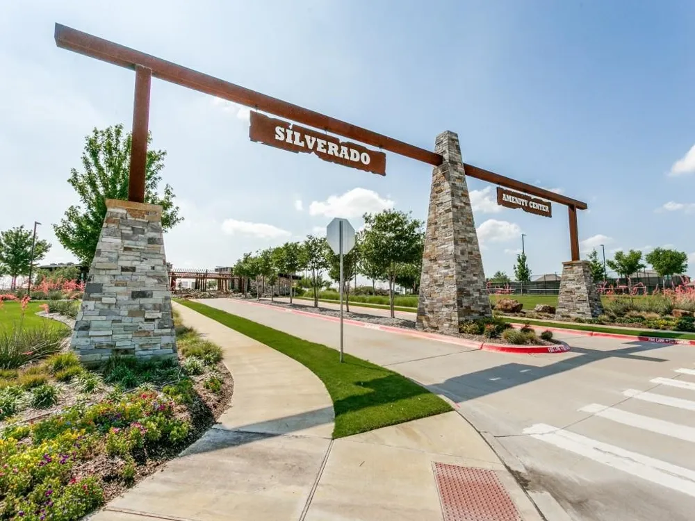 9704 Autumn Leaves Lane Aubrey, TX 76227