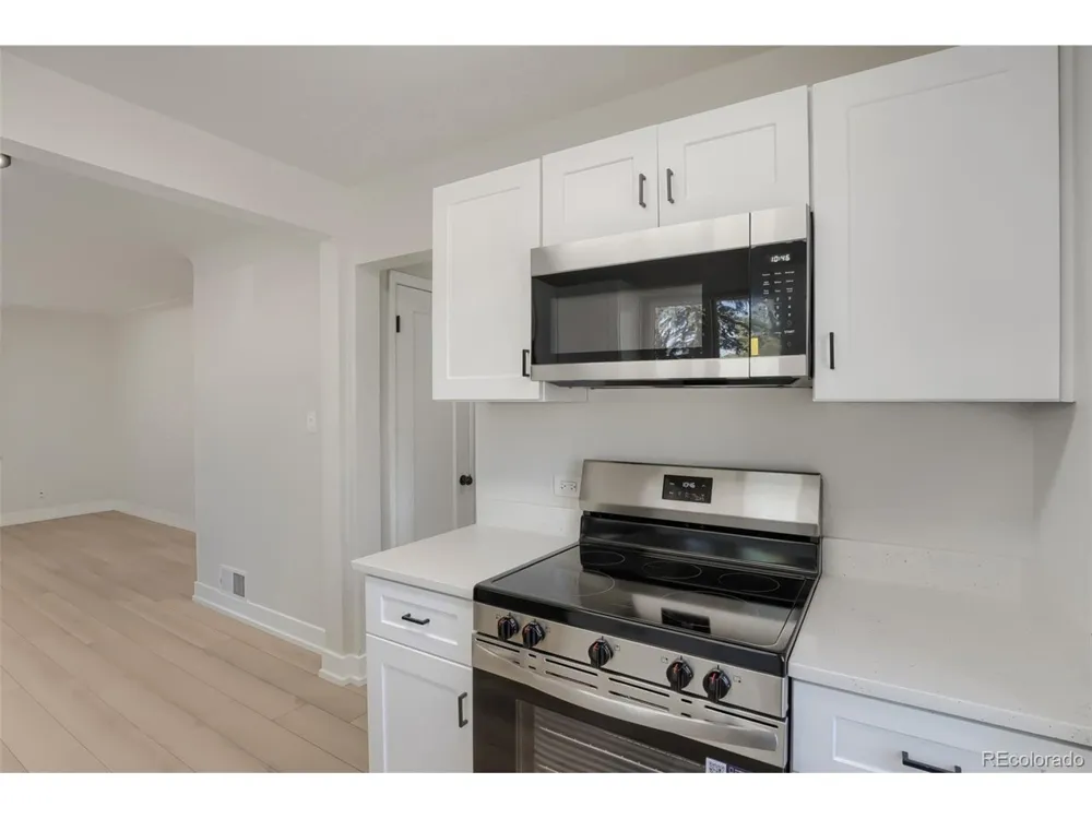 1558 Spruce Street Denver, CO 80220