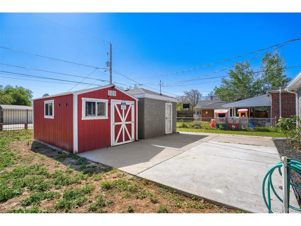 1558 Spruce Street Denver, CO 80220