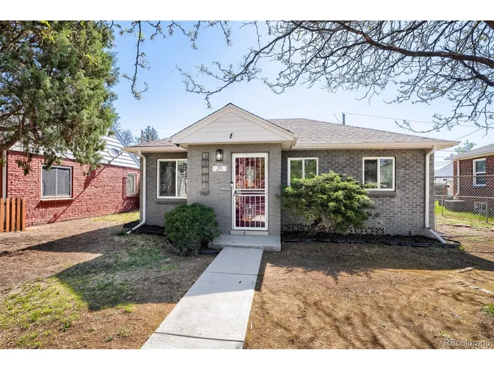 1558 Spruce Street Denver, CO 80220