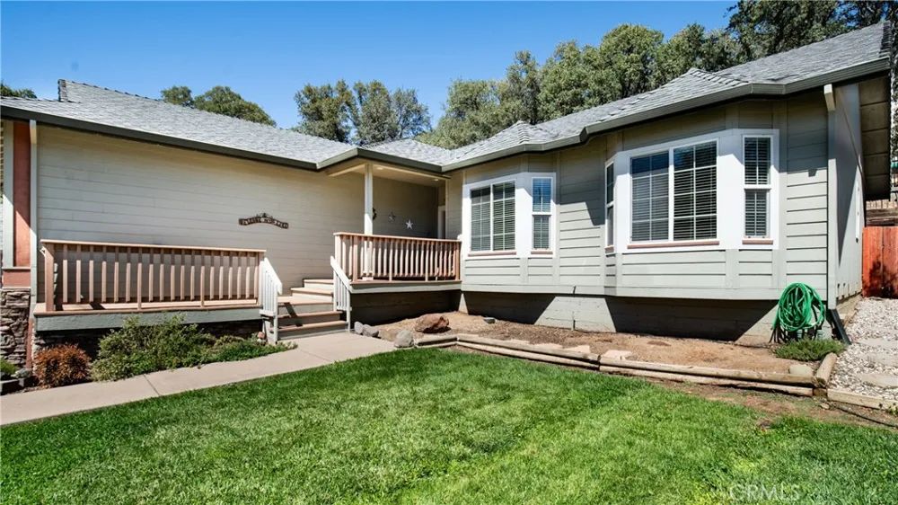 19516 Mountain Meadow N. Hidden Valley Lake, CA 95467