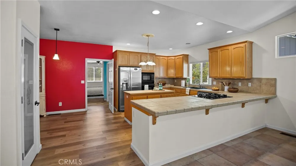 19516 Mountain Meadow N. Hidden Valley Lake, CA 95467