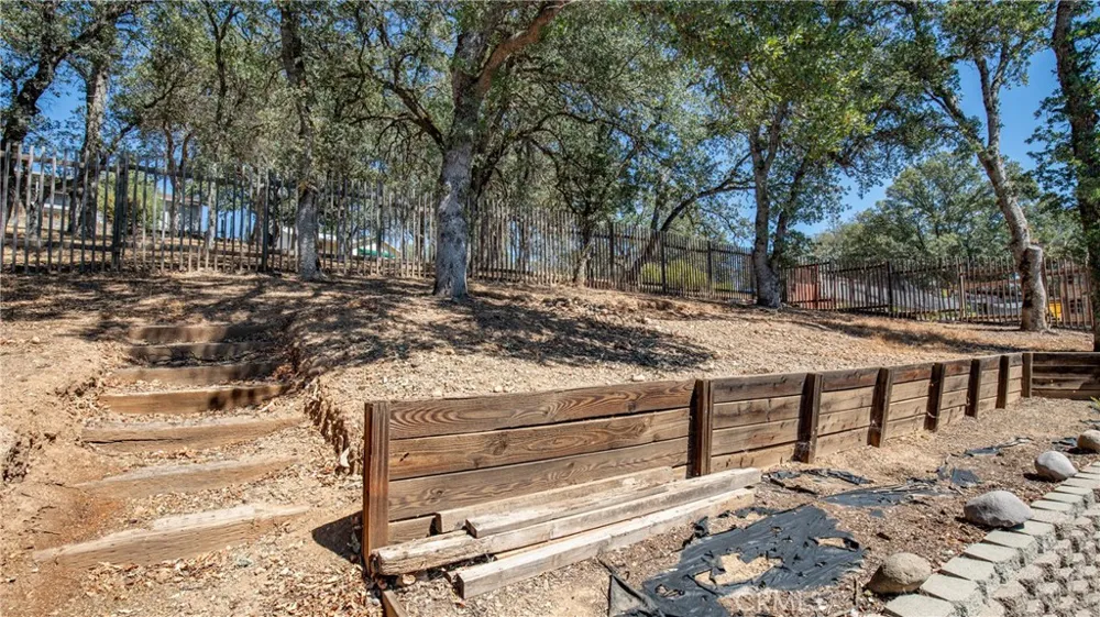 19516 Mountain Meadow N. Hidden Valley Lake, CA 95467