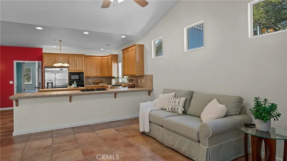 19516 Mountain Meadow N. Hidden Valley Lake, CA 95467