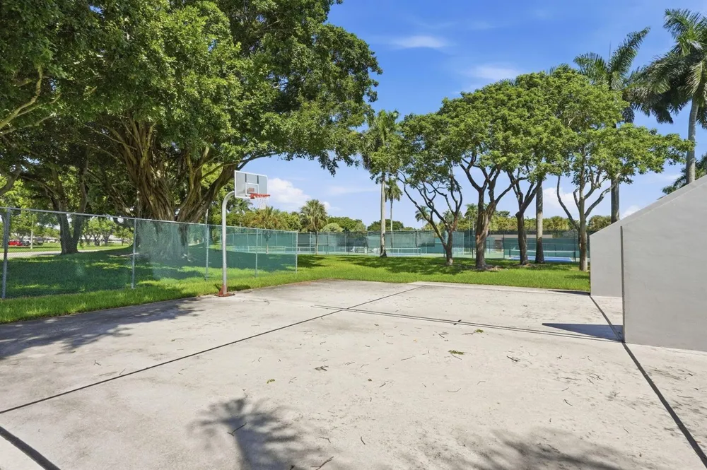 8861 Echo Lane Boca Raton, FL 33496