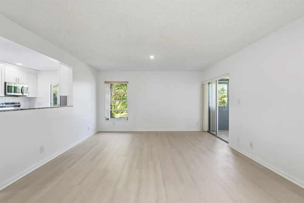 8861 Echo Lane Boca Raton, FL 33496