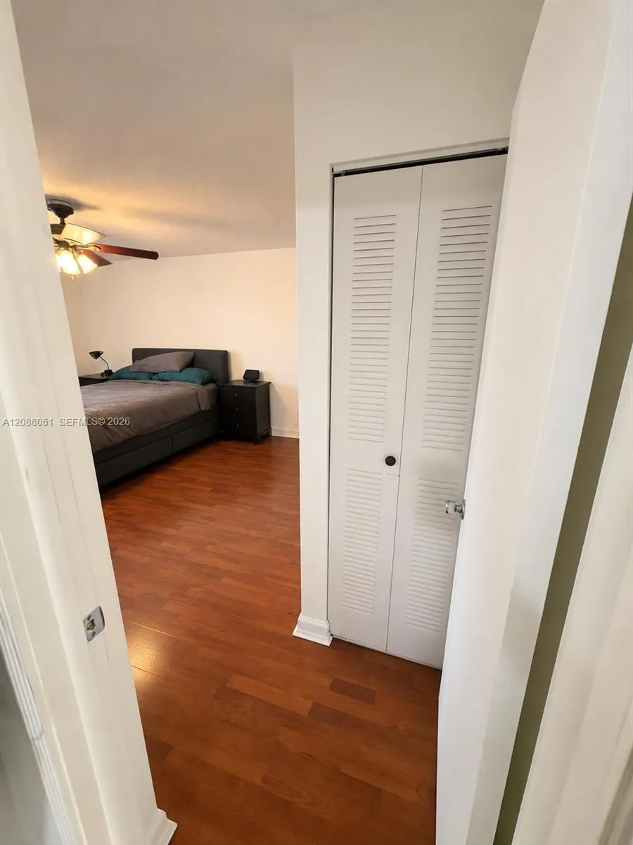 10625 SW 112th Ave #111 Miami, FL 33176
