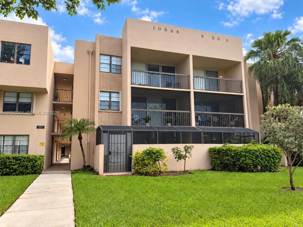 10625 SW 112th Ave #111 Miami, FL 33176