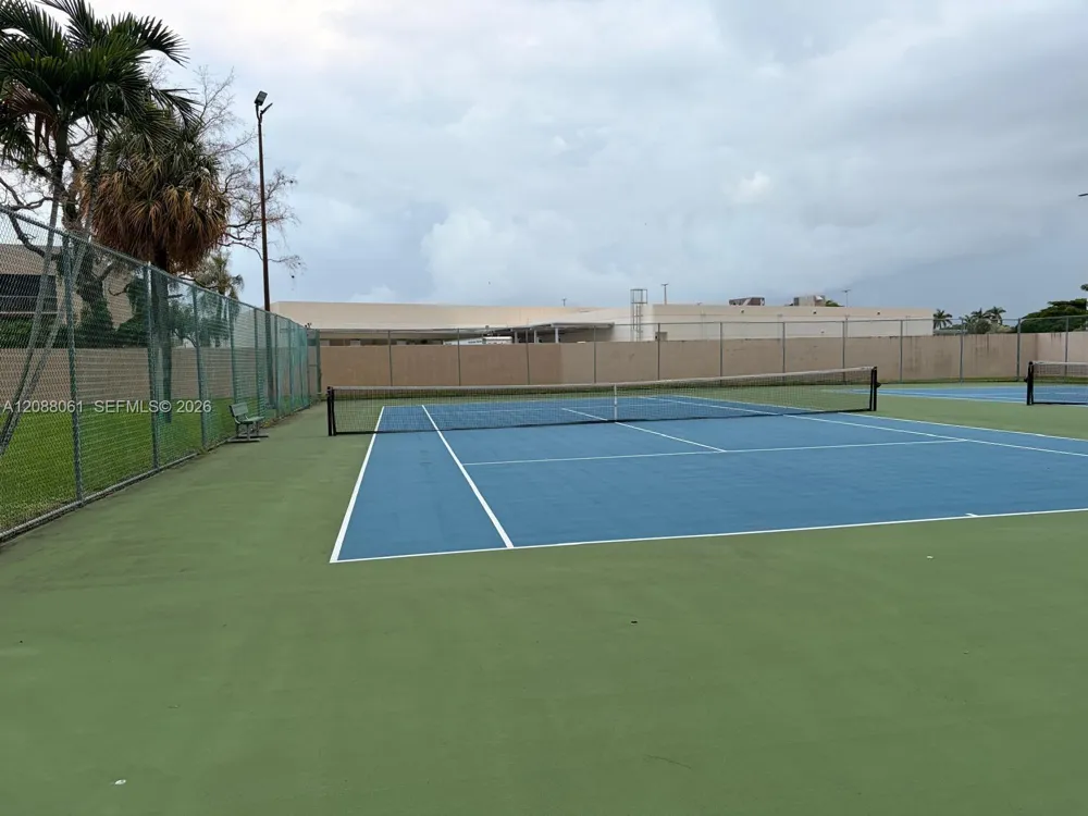 10625 SW 112th Ave #111 Miami, FL 33176