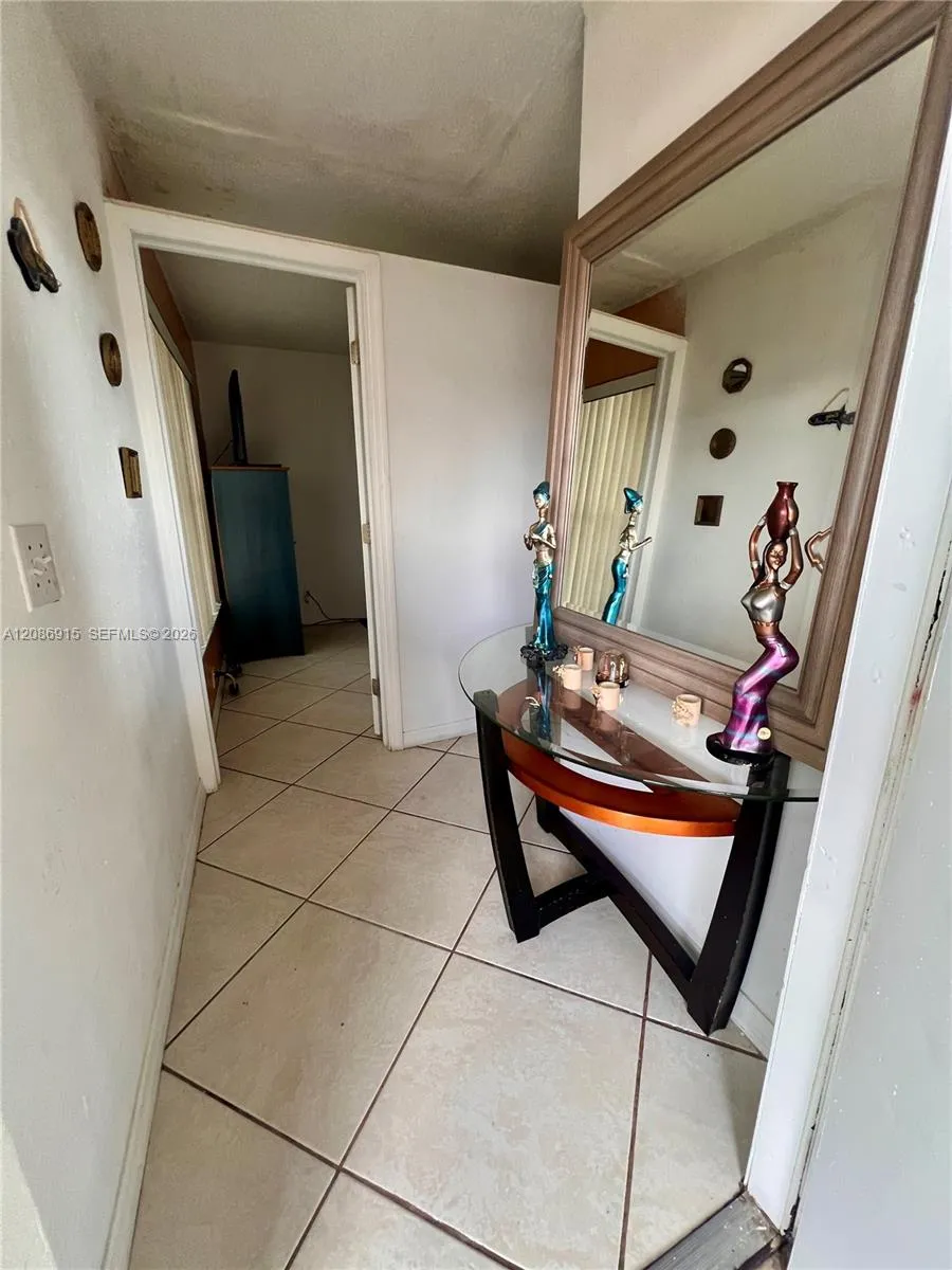 5822 Albert Rd West Palm Beach, FL 33415