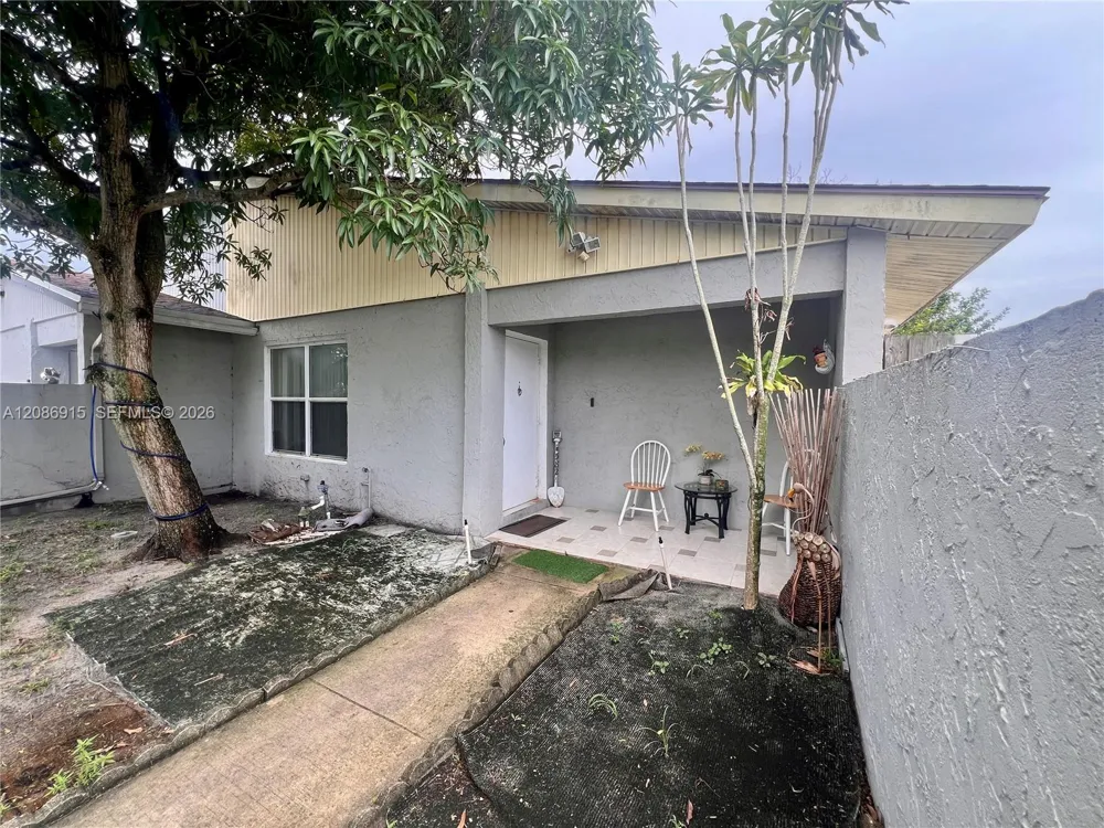 5822 Albert Rd West Palm Beach, FL 33415
