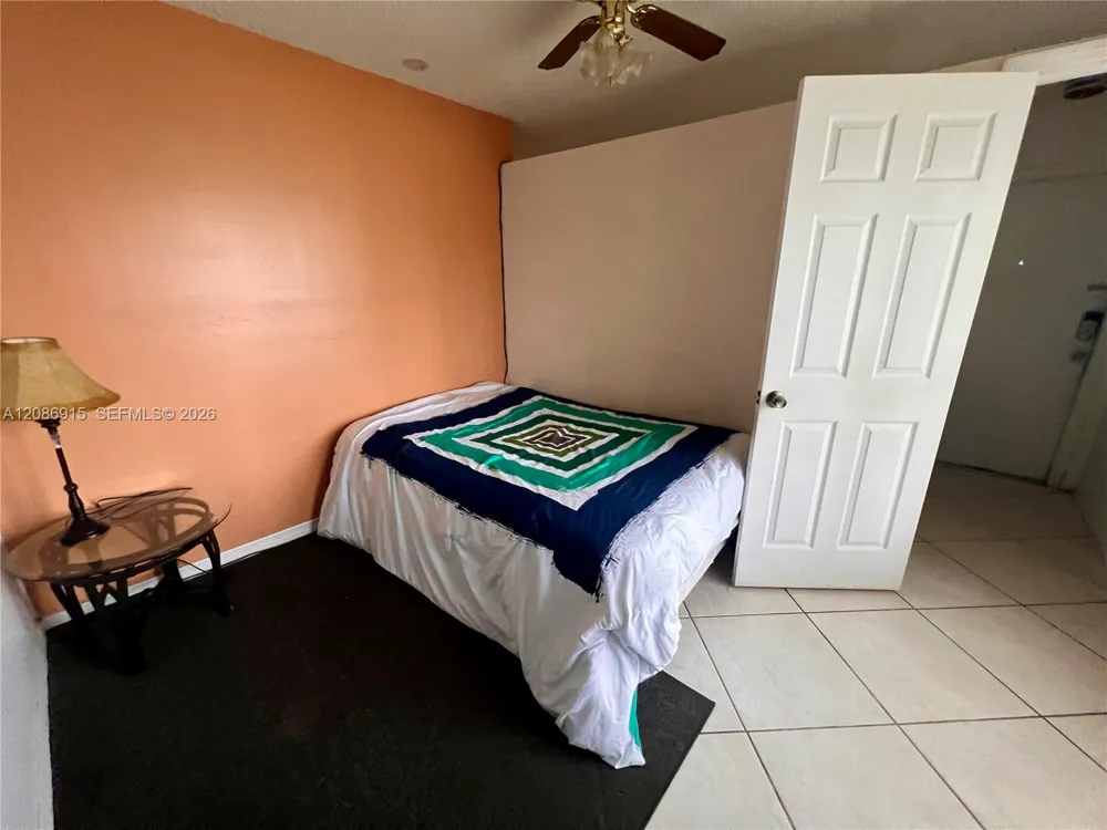 5822 Albert Rd West Palm Beach, FL 33415