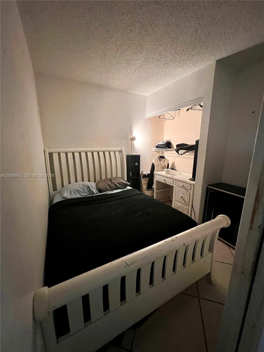 5822 Albert Rd West Palm Beach, FL 33415