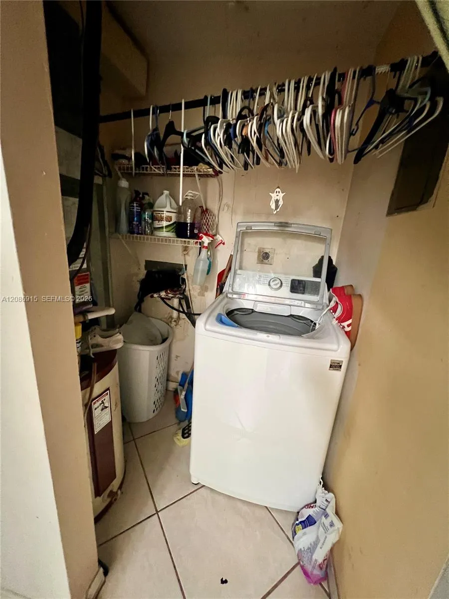 5822 Albert Rd West Palm Beach, FL 33415