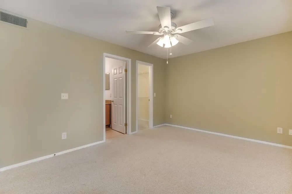 1740 PALM COVE BOULEVARD #4-305 Delray Beach, FL 33445