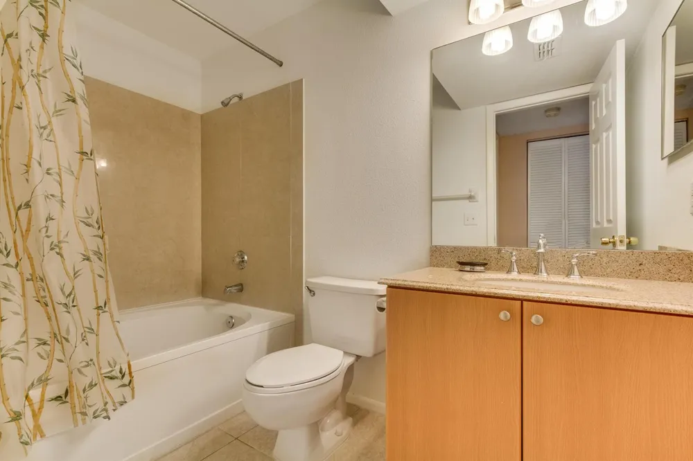 1740 PALM COVE BOULEVARD #4-305 Delray Beach, FL 33445