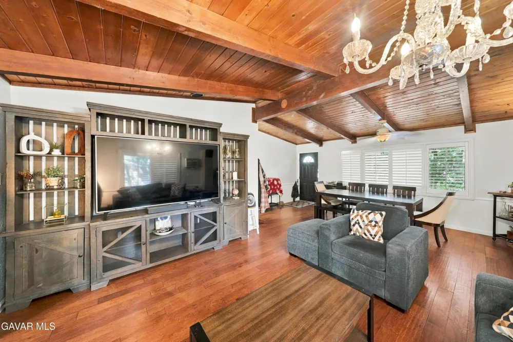31430 Frontier Drive Running Springs, CA 92382