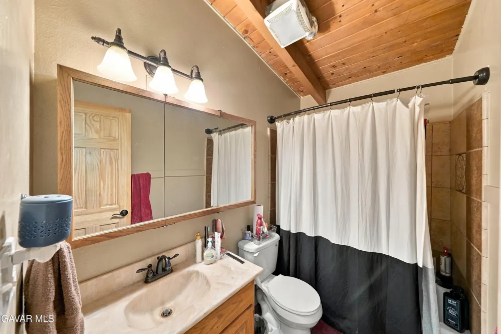 31430 Frontier Drive Running Springs, CA 92382