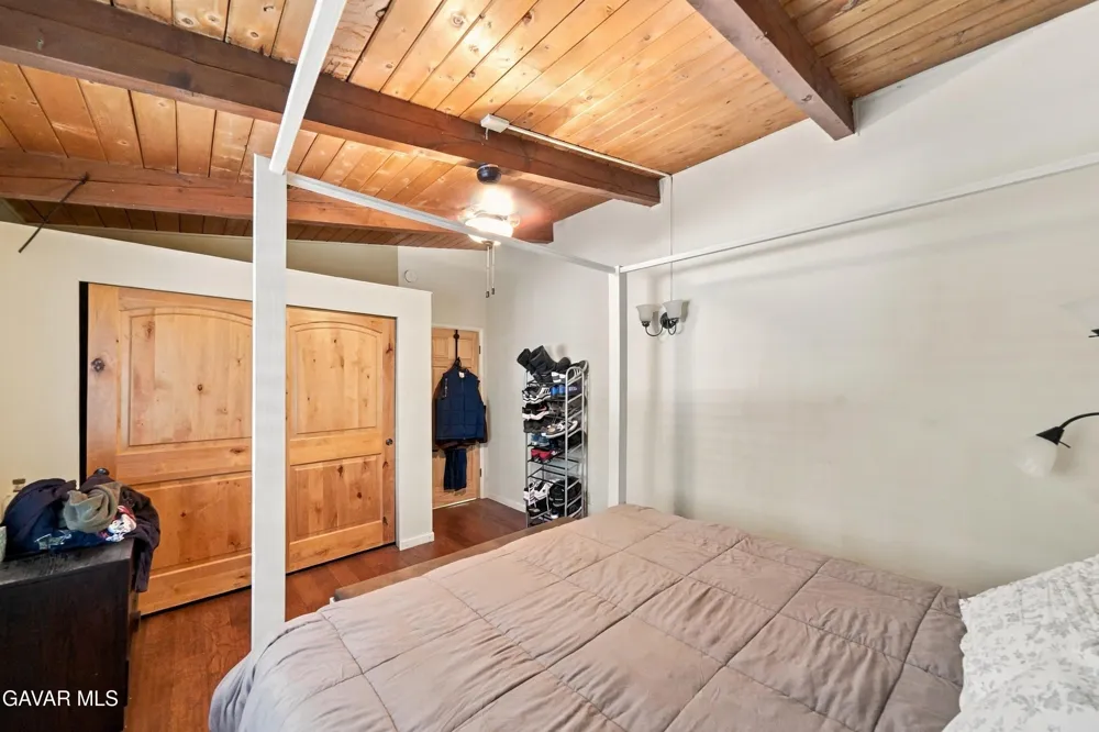 31430 Frontier Drive Running Springs, CA 92382