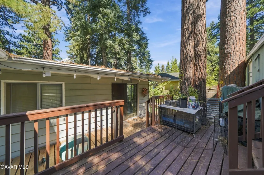 31430 Frontier Drive Running Springs, CA 92382