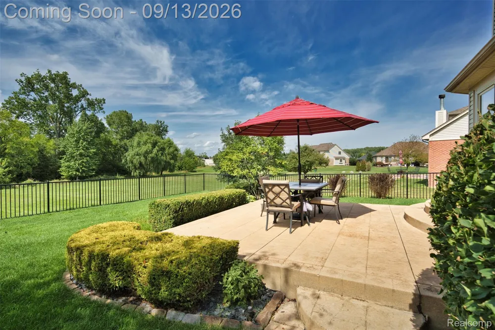 50569 Plaza Drive Macomb Township, MI 48042