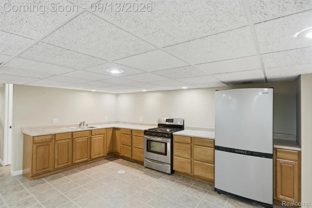 50569 Plaza Drive Macomb Township, MI 48042