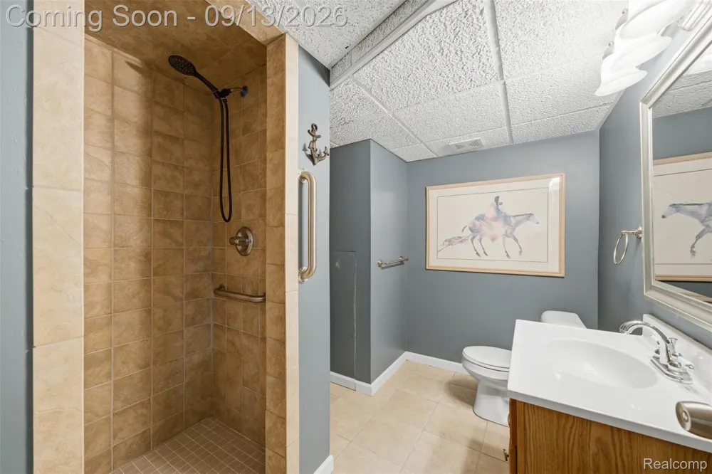 50569 Plaza Drive Macomb Township, MI 48042