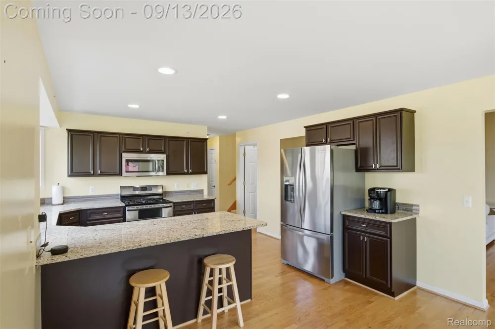 50569 Plaza Drive Macomb Township, MI 48042